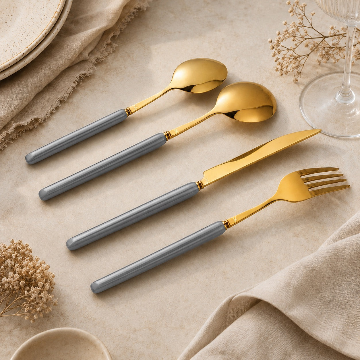 Marlowe 16-Piece Gold Cutlery Set – Pearl Grey